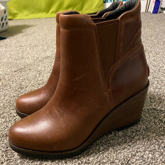 Sorel Burro Wedge Ankle Boots - 7 - Picture 1 of 4
